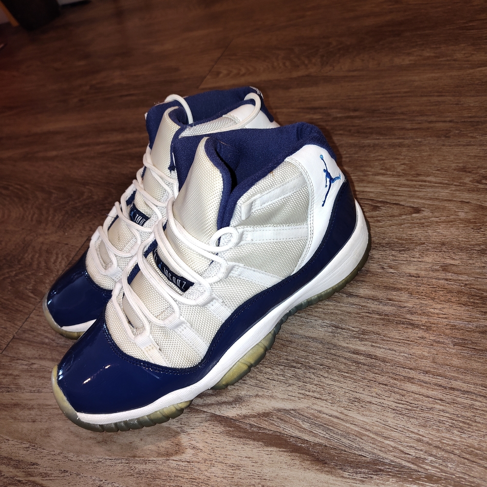 Jordan 11 Win Like 82  Blue and White Sneakers